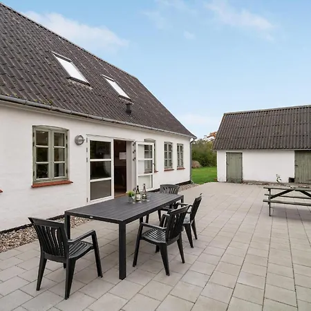 Villingebaek Strandvej *