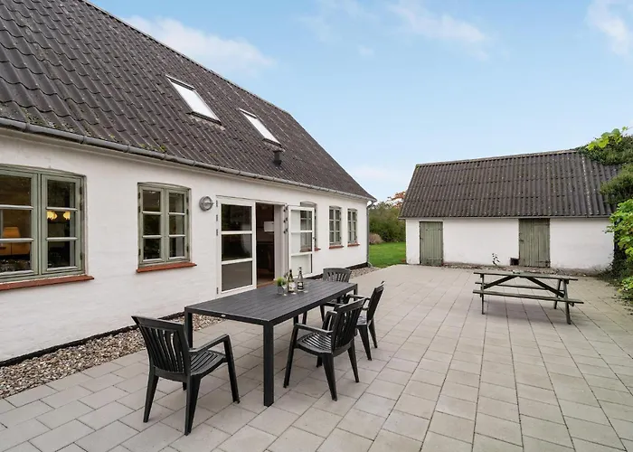 Villingebaek Strandvej *